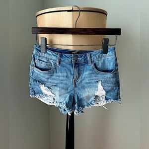 Francesca’s Harper / Jean Shorts / Mid Waist / 26